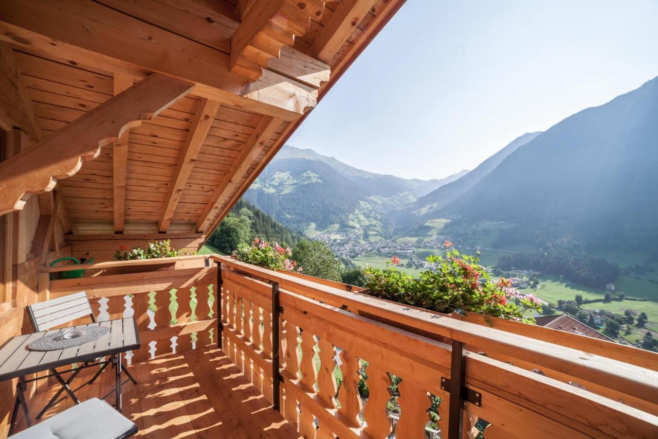 Innergasserhof Ferienwohnung Enzian San Martino In Passiria  Exterior foto