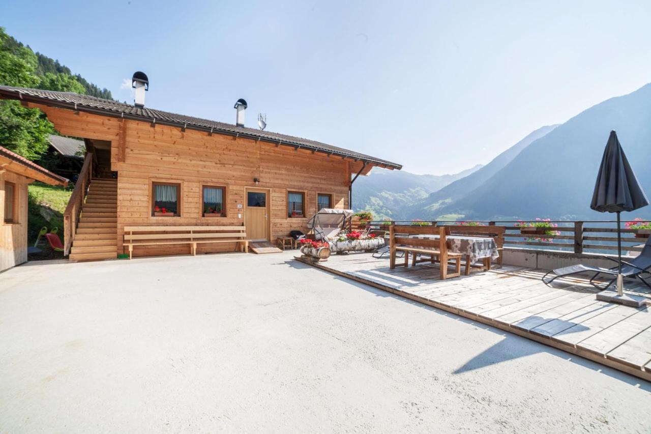 Innergasserhof Ferienwohnung Enzian San Martino In Passiria  Exterior foto